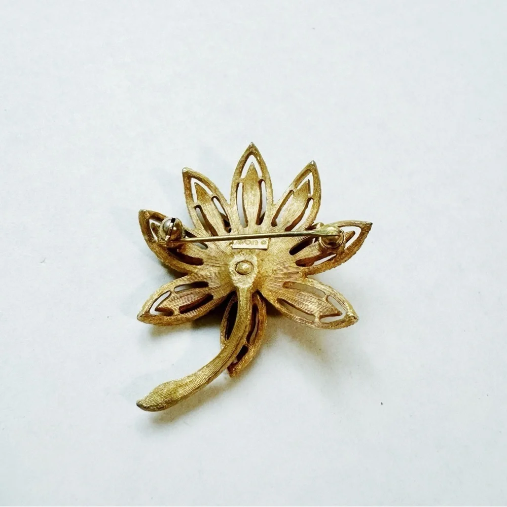 Avon - Gold Floral Brooch
